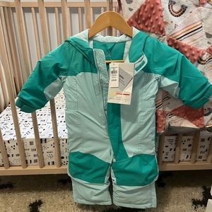 LL Bean Cold Buster Infant Snowsuit, 6-12 mo, NWT